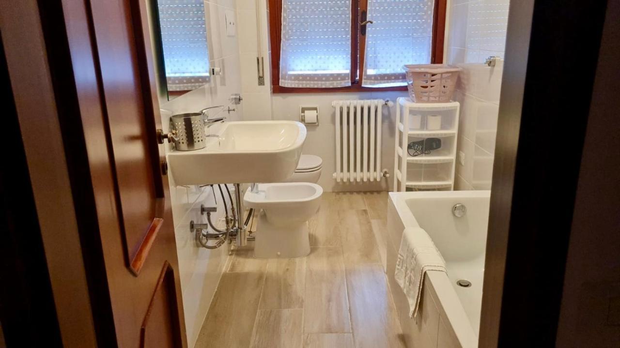 Casa Berizzi - Santa Lucia Apartment Bergamo Bagian luar foto
